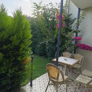 Hotel Efzen, Istanboel